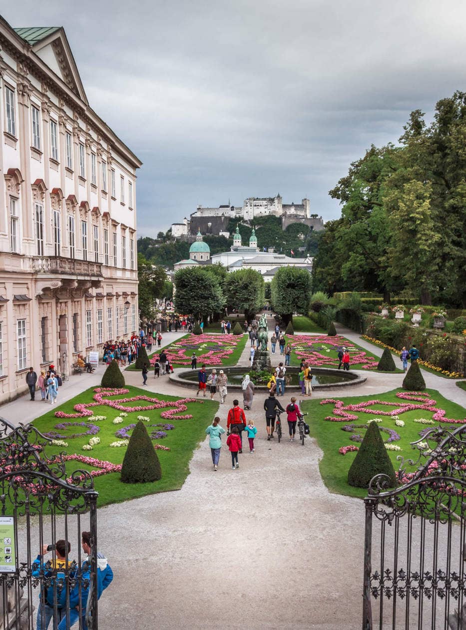 The Top 10 Things to do in Salzburg, Austria  // Visit Mirabell Gardens 