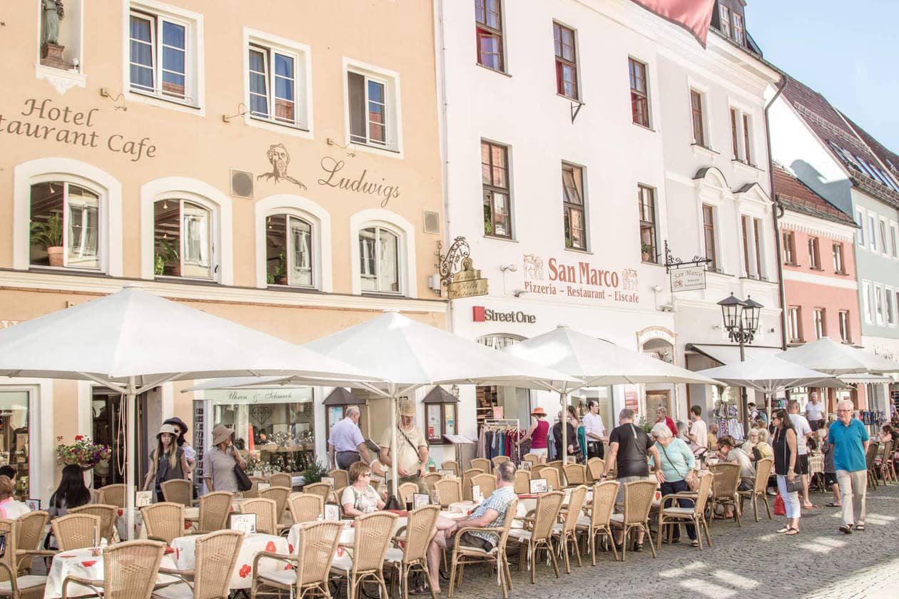 Deutschlands romantischer Straßenreiseführer // Karten, Fotos und eine 4-tägige Reiseroute von Würzburg nach Füssen's Romantic Road Travel Guide // Maps, Photos and a 4 Day Suggested Itinerary from Wurzburg to Fussen