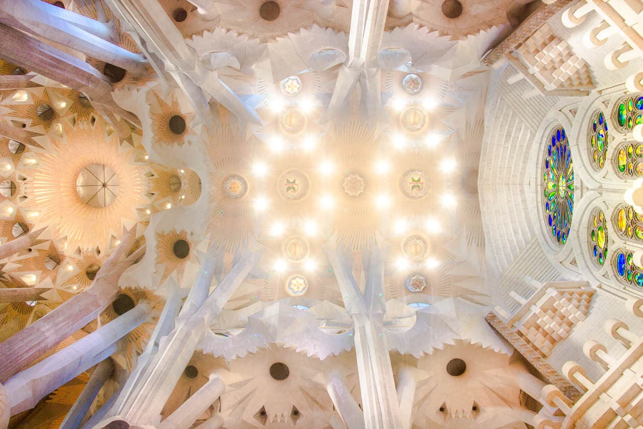 La Sagrada Familia ceiling