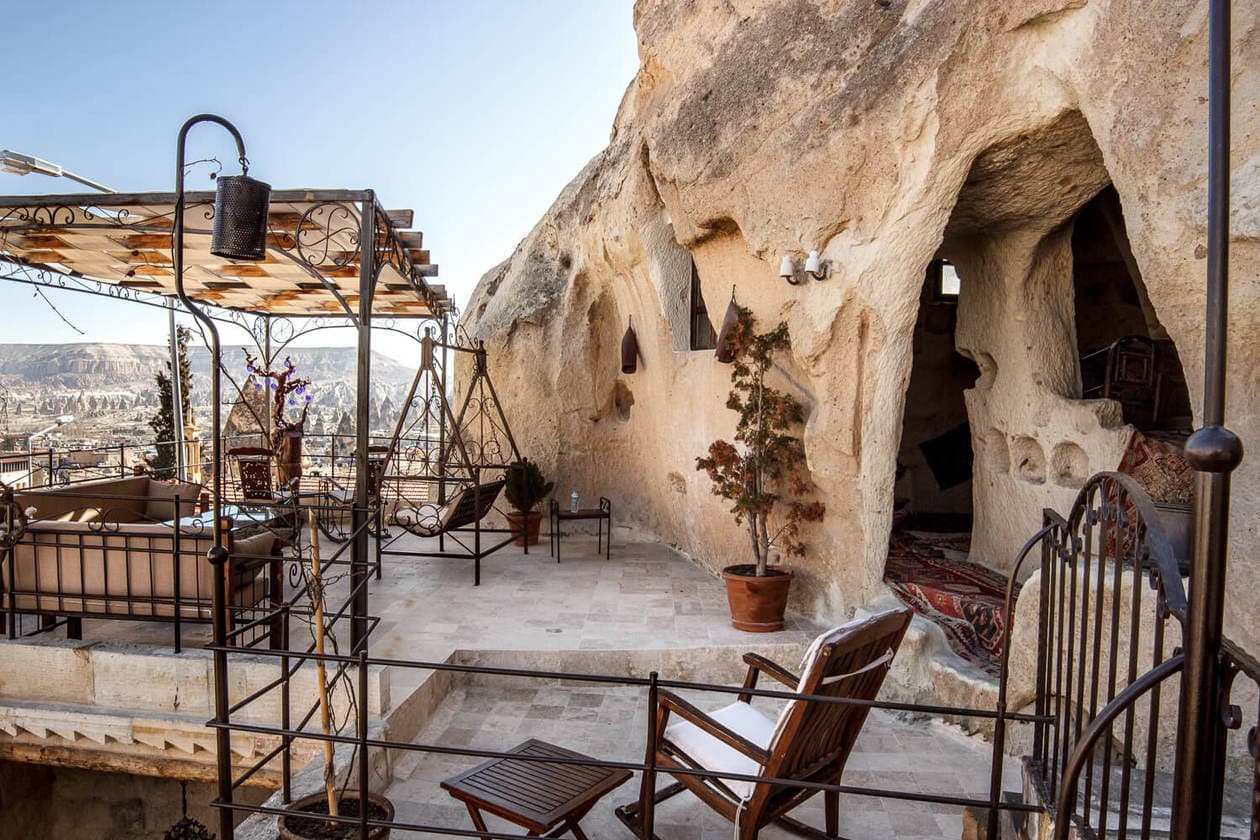 Mithra Cave Hotel