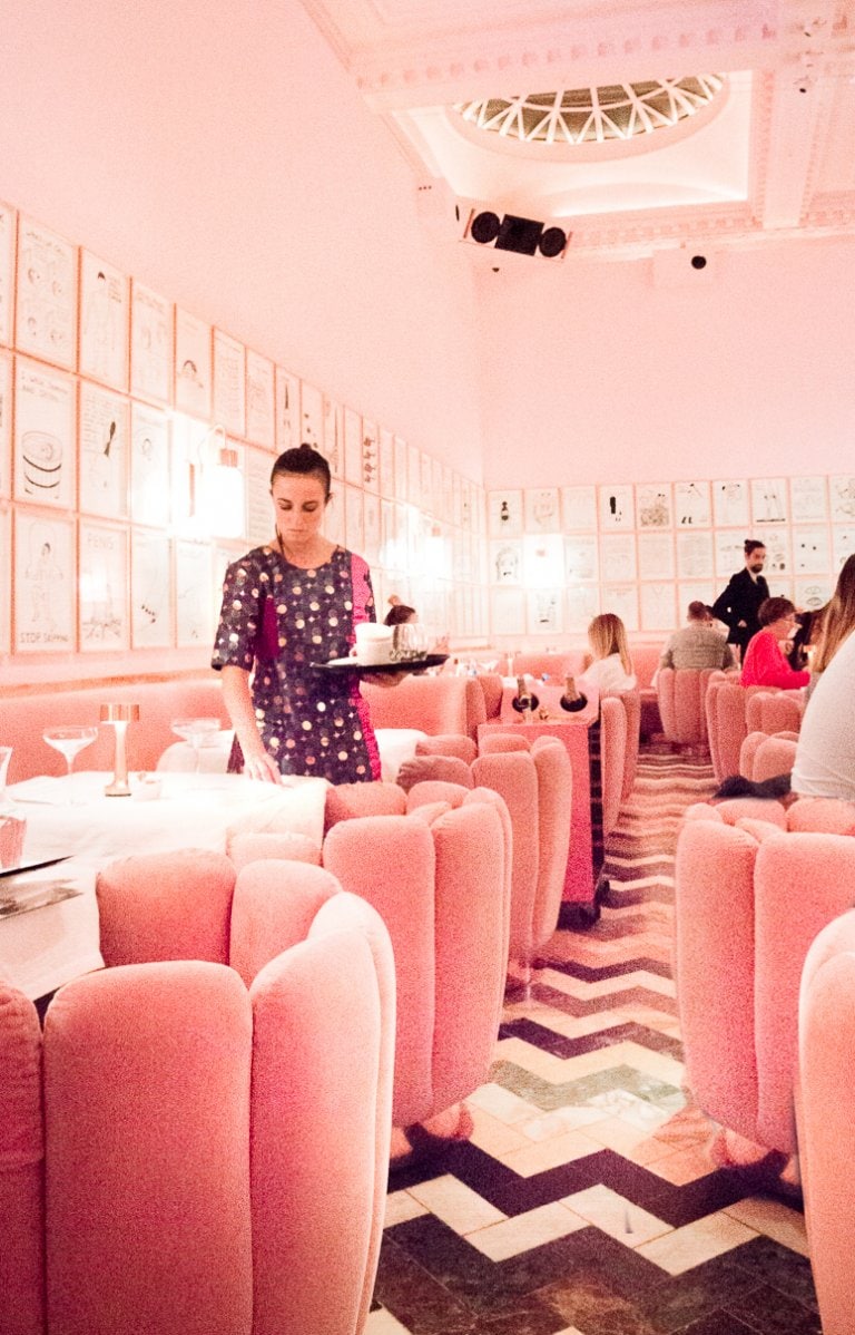 Sketch Afternoon Tea // Inside London's Insta-Famous Pink Restaurant