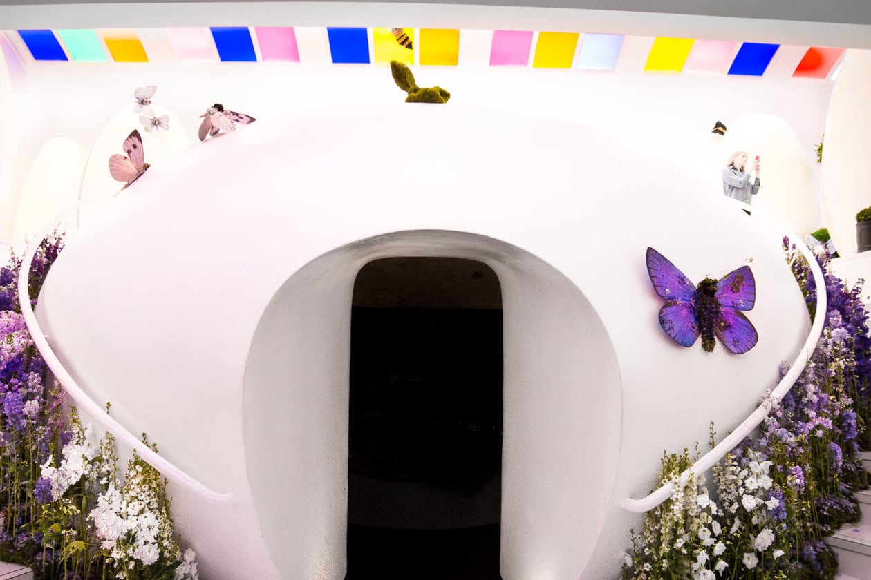 These Egg-Shaped Toilet Pods Are Stalls in a London Bathroom