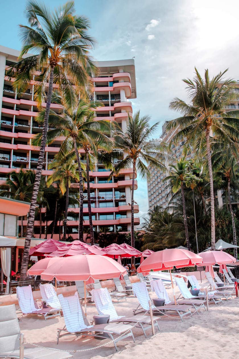 The Royal Hawaiian Hotel aka the Pink Palace of the Pacific // 20 beautiful pictures of Oahu, Hawaii that capture all of the Aloha vibes; from jungle waterfalls, white sand beaches and colorful sunsets, keep reading to ignite your wanderlust and inspire your next visit to the Hawaiian Islands.