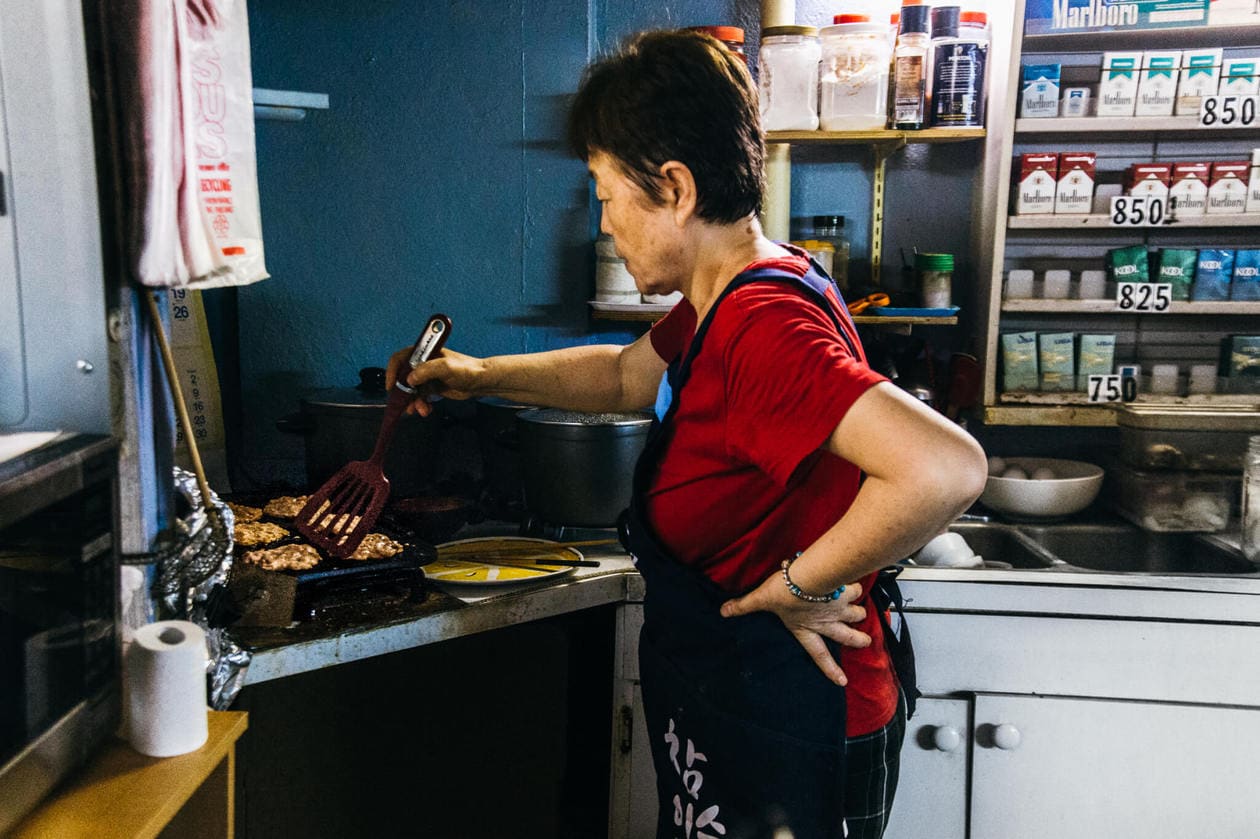 Visit this unique hole in the wall restaurant for some of the best cheap eats in Honolulu. With an eclectic storefront, $5 dishes entrees and kimchee pancakes to die for, Sidewalk Deli is a must try restaurant for homemade, delicious food in Chinatown. 