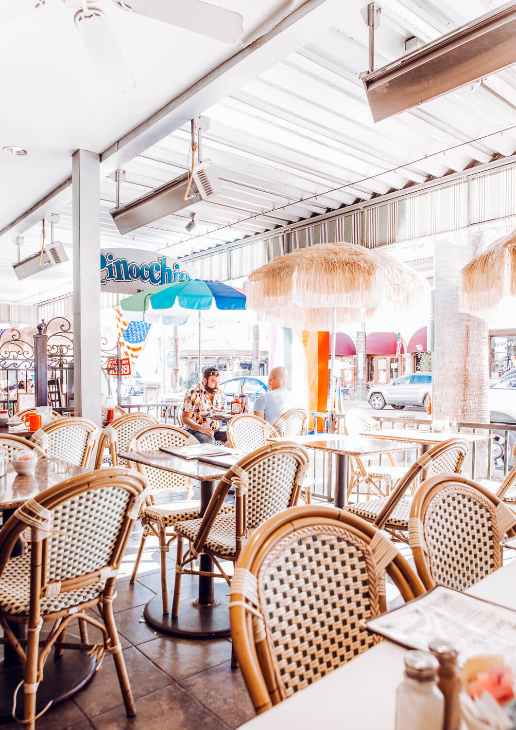 From the best happy hours, a $4.95 bottomless champagne brunch, and the city's most instagrammable locations, here are 15 local gems you must visit during your next Palm Springs, California getaway.