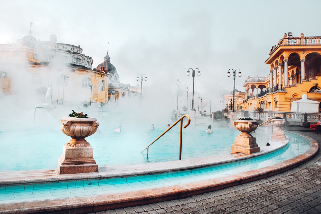 Outdoor thermal baths in Budapest