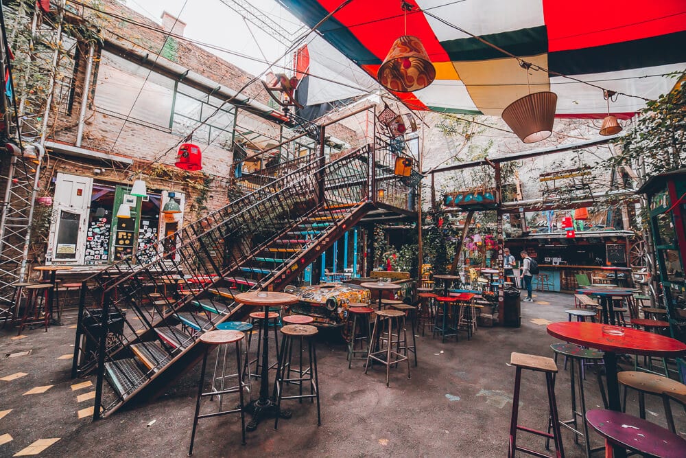 Szimpla Kert A Walkthrough Of Budapest s Most Popular Ruin Bar