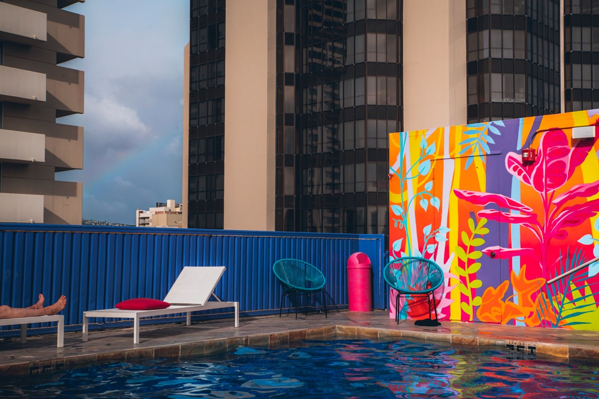 Shoreline Hotel Waikiki Pool 