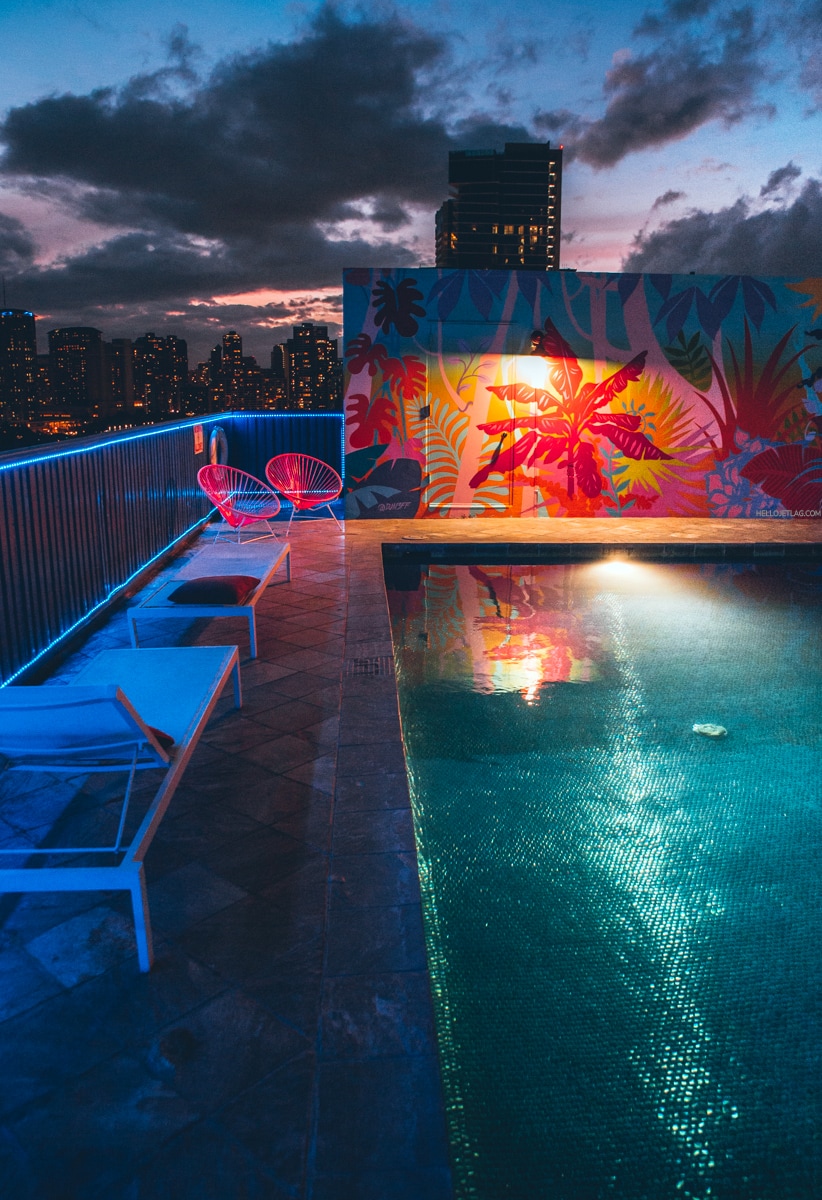 Shoreline Hotel Waikiki Rooftop Pool 